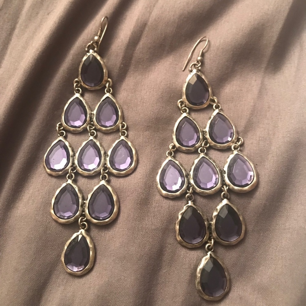 Chandelier style earrings